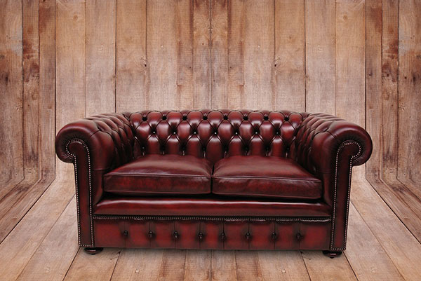 Classic Chesterfield Sofa 2-Seater