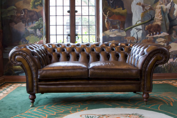 Royal Chelsea Chesterfield sofa